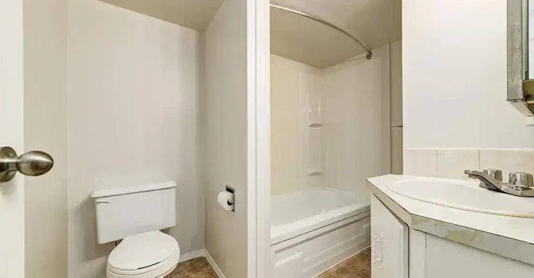 7-119 Mount Pleasant Drive, Camrose, AB, T2V 2M8 - 7