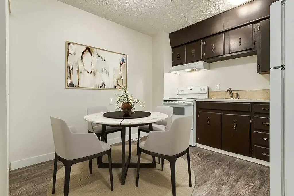 7-119 Mount Pleasant Drive, Camrose, AB, T2V 2M8 - 4