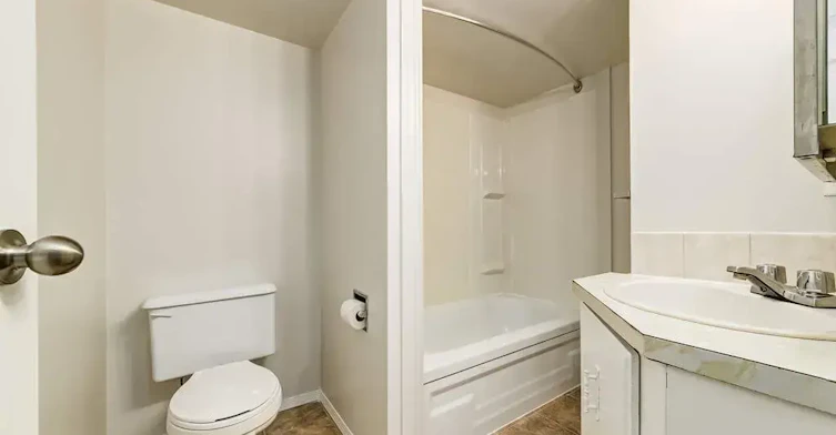 7-119 Mount Pleasant Drive, Camrose, AB, T2V 2M8 - 7