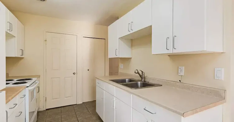 1-130 Mount Pleasant Drive, Camrose, AB, T4V 2Y1 - 13