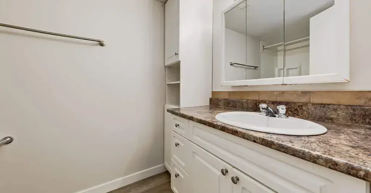 1-130 Mount Pleasant Drive, Camrose, AB, T4V 2Y1 - 6