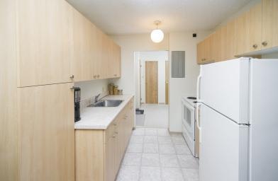 113-1245 Jefferson Avenue, Winnipeg, MB, R2P 0M3 - 9