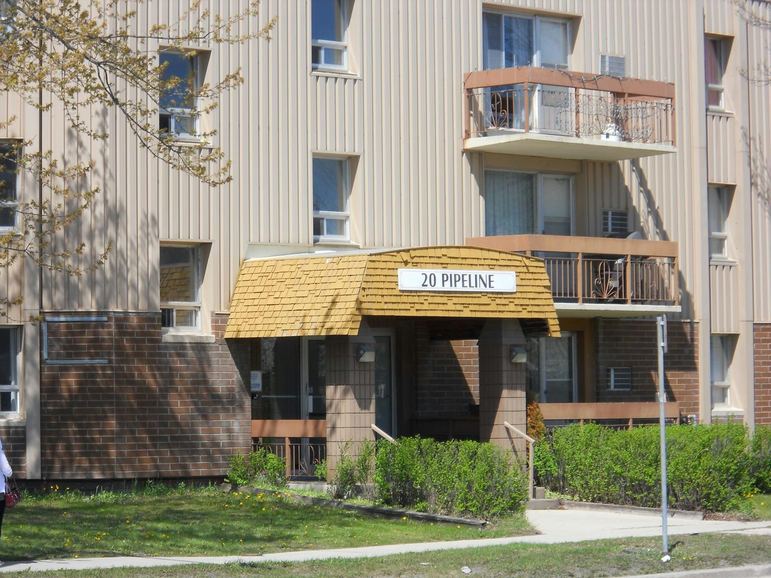 204-20 Pipeline Road, Winnipeg, MB, R2P 0K1