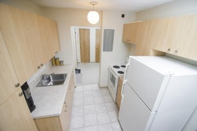115-9 Mandalay Drive, Winnipeg, MB, R2P 1T9 - 11