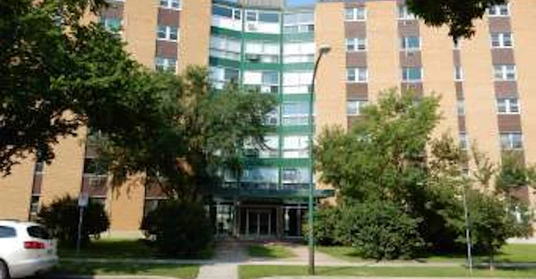 614-611 Jefferson Avenue, Winnipeg, MB, R2V 0P4 - 2