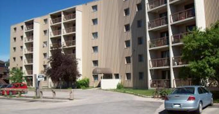 201-3233 Silver Avenue, Winnipeg, MB, R2Y 2H6 - 3