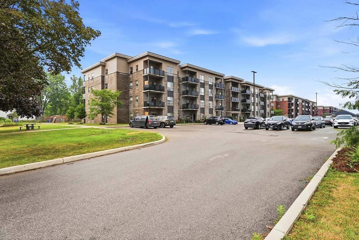 105-214-105 Oxford Street, Stratford, ON, N5A 0H1 - 36