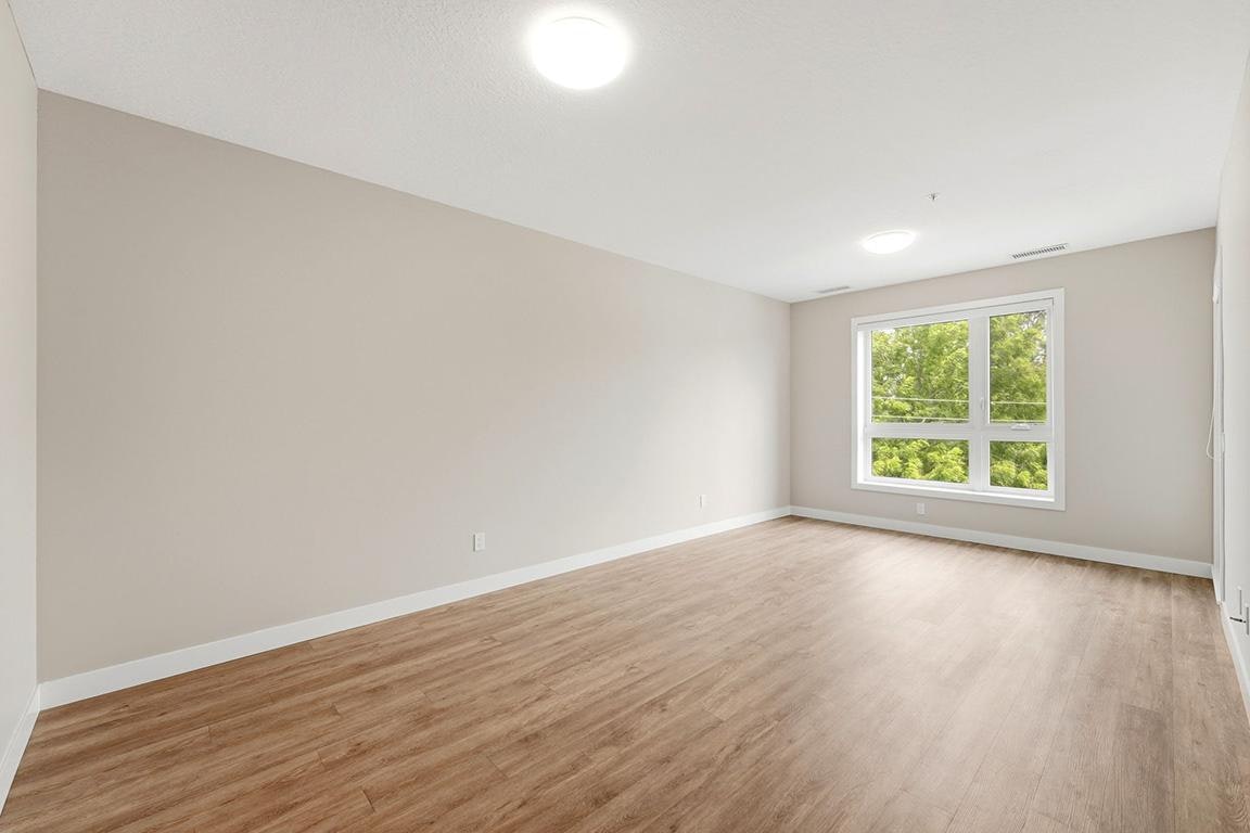 85-109-105 Oxford Street, Stratford, ON, N5A 0H1 - 8