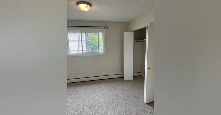 203-5515 47 Street, Wetaskiwin, AB, T9A 1Z9 - 11