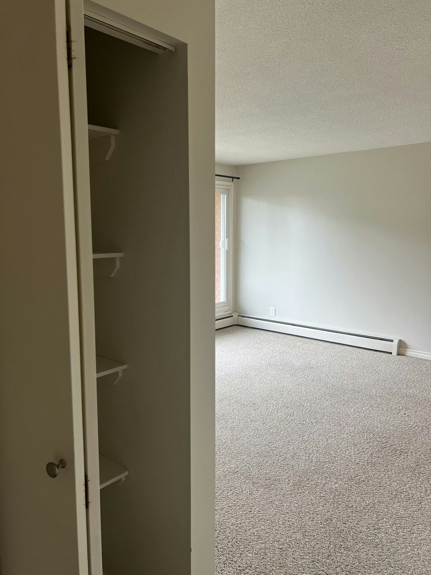 203-5515 47 Street, Wetaskiwin, AB, T9A 1Z9 - 7