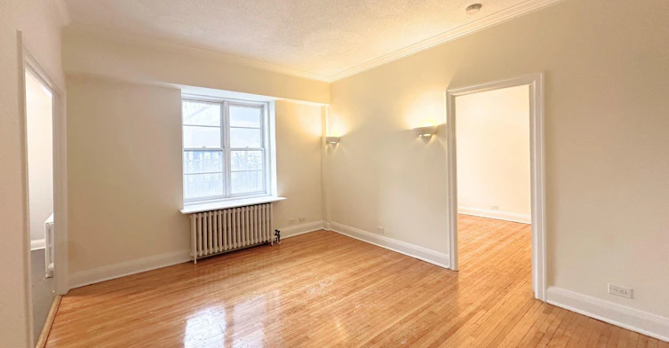 2-306-3 Du Maurier Boulevard, Toronto, ON, M4N 1V1 - 2