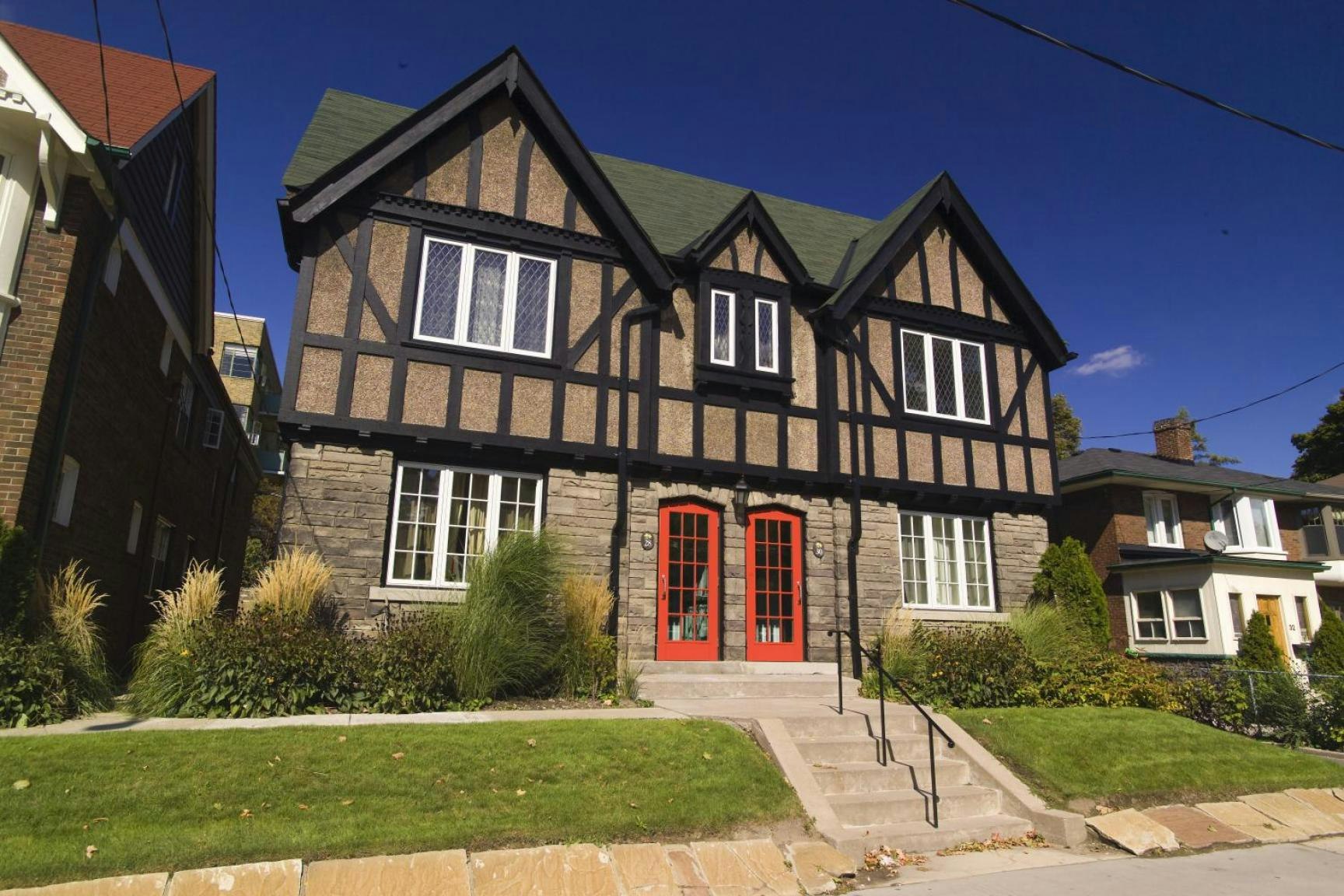 16-Upper -30 Lawrence Avenue East, Toronto, ON, M4N 1S1 - 2
