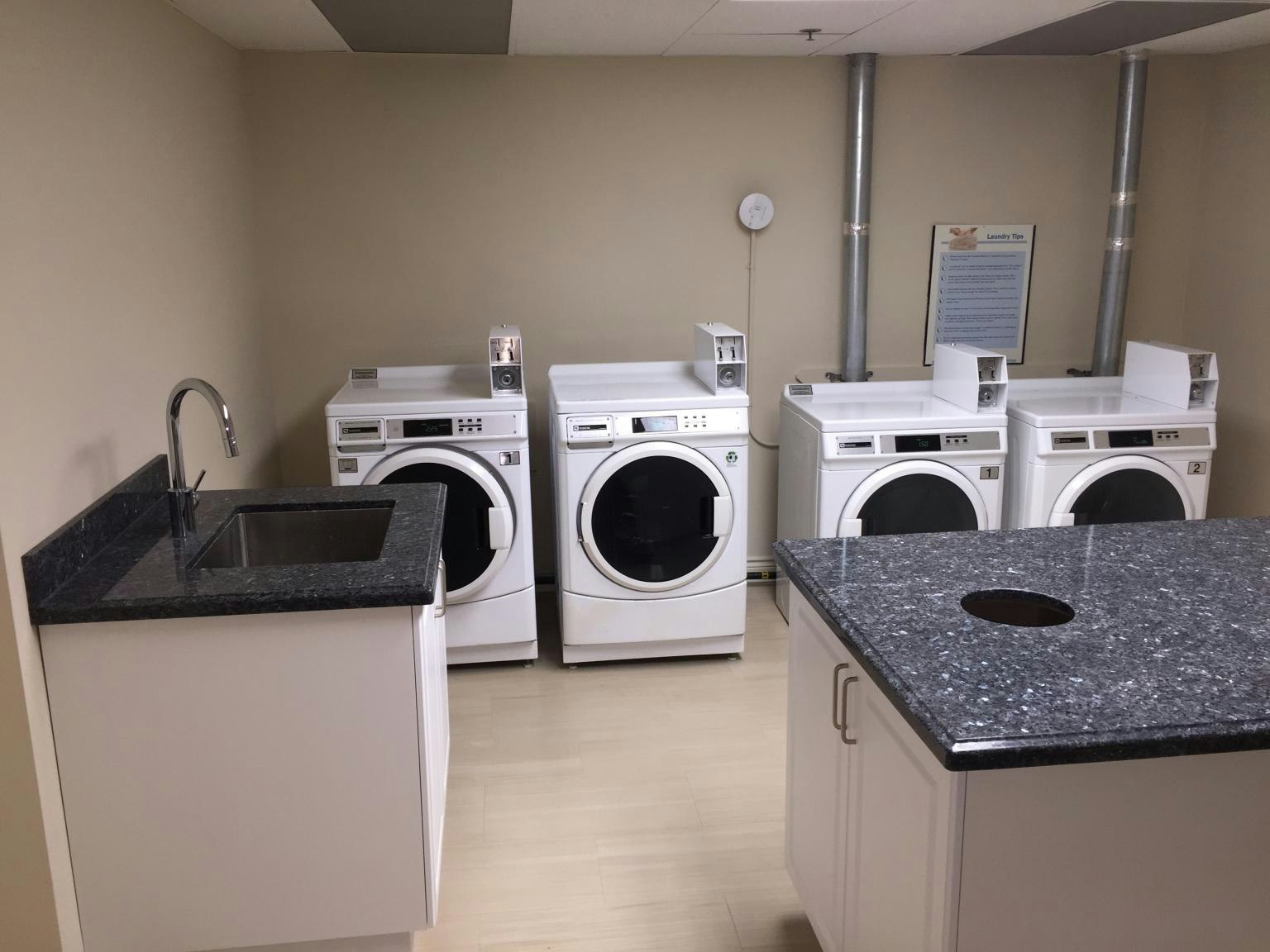 303W-118 Montgomery Avenue, Toronto, ON, M4R 1E3 - 21