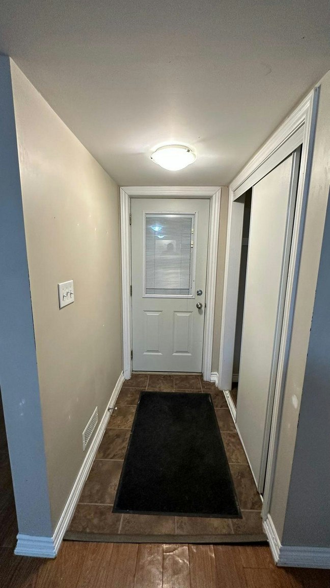 A-31 Browning Trail, Barrie, ON, L4N 5A5