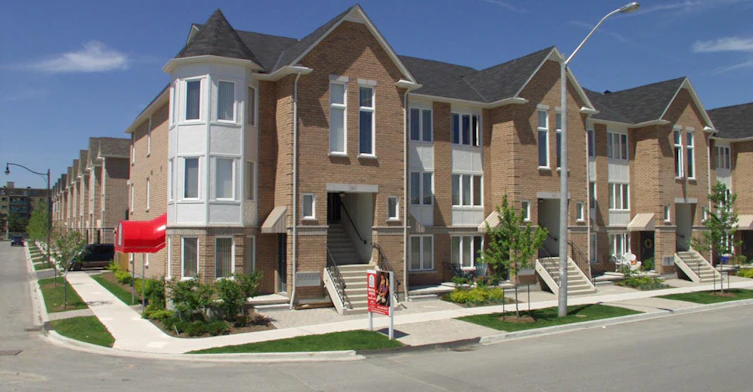 2-Bed - 3rd Floor-130 Vanderhoof Avenue, Toronto, ON, M4G 4J8