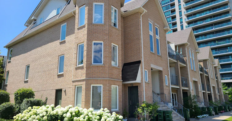 2-Bed - 1st Floor-130 Vanderhoof Avenue, Toronto, ON, M4G 4J8 - 3
