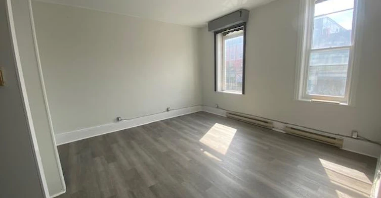 1 Wellington Street, Kingston, ON, K7K 2Y7 - 4