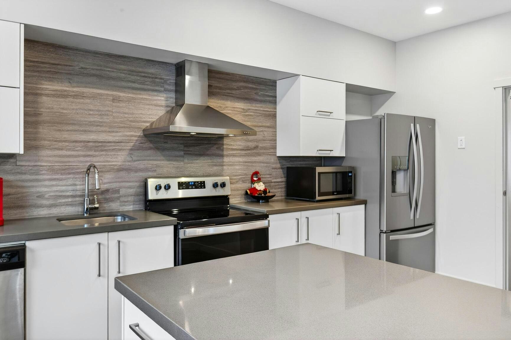1699-204-1699 Deleenheer Road, Vernon, BC, V1B 3R7 - 16