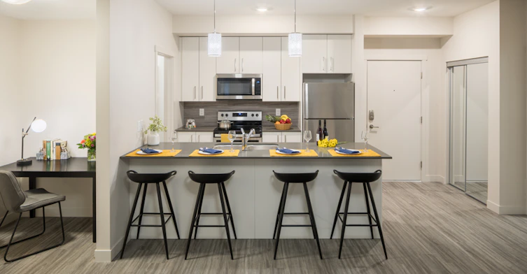 1699-211-1699 Deleenheer Road, Vernon, BC, V1B 3R7 - 6