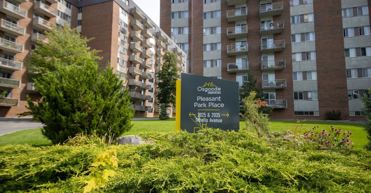 25-911-2035 Othello Avenue, Ottawa, ON, K1G 3P6
