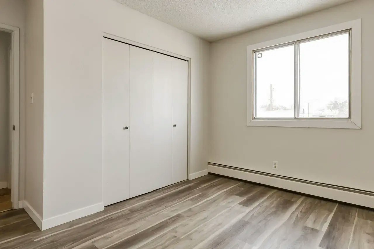 302-4814 46 Street, Camrose, AB, T4V 1G7 - 13