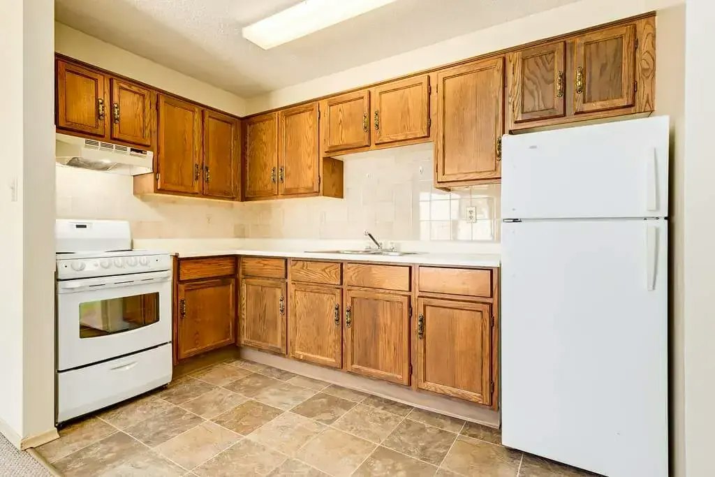 302-4814 46 Street, Camrose, AB, T4V 1G7 - 23