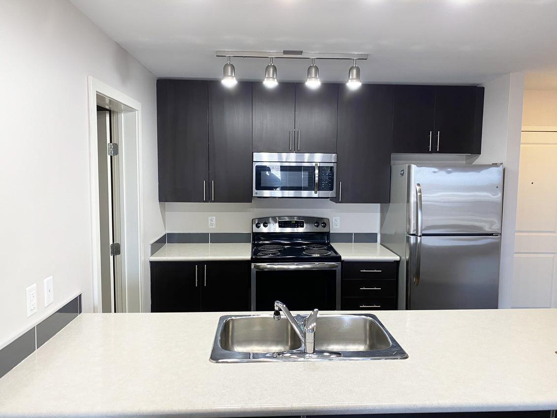 5301A/5301B 37th Street, Bonnyville Town, AB, T9N 0E6 - 3