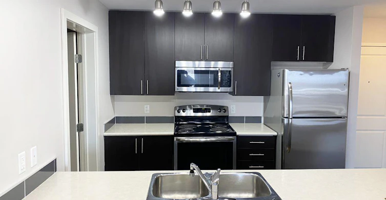 5301A/5301B 37th Street, Bonnyville Town, AB, T9N 0E6 - 3
