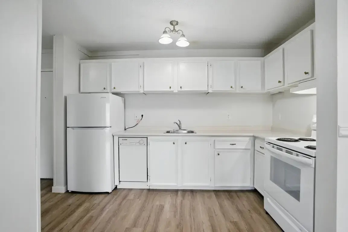201-403 Pendygrasse Road, Saskatoon, SK, S7M 5C1 - 6