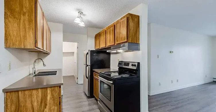 201-403 Pendygrasse Road, Saskatoon, SK, S7M 5C1 - 15