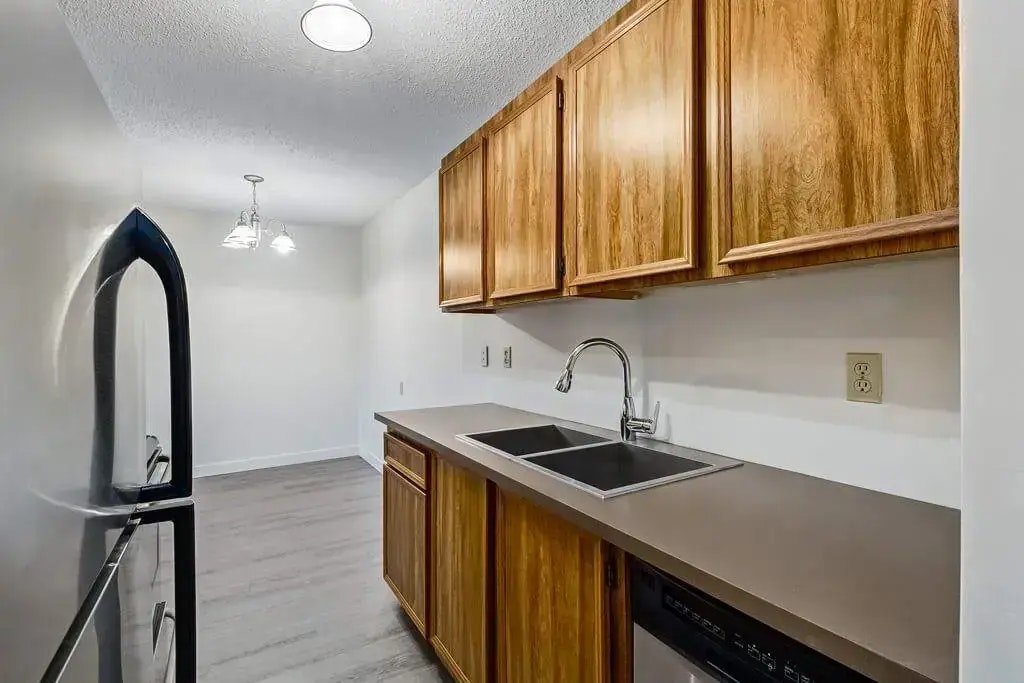201-403 Pendygrasse Road, Saskatoon, SK, S7M 5C1 - 16
