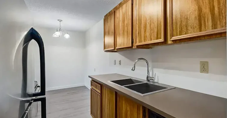 201-403 Pendygrasse Road, Saskatoon, SK, S7M 5C1 - 16