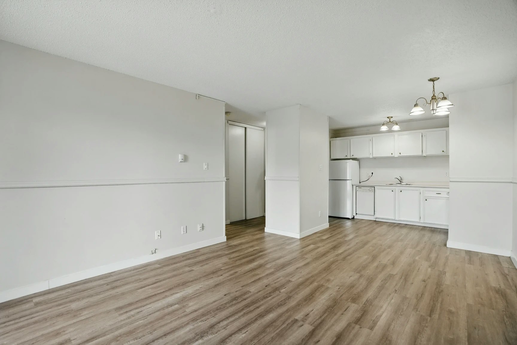 201-403 Pendygrasse Road, Saskatoon, SK, S7M 5C1 - 3