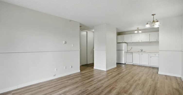 201-403 Pendygrasse Road, Saskatoon, SK, S7M 5C1 - 3
