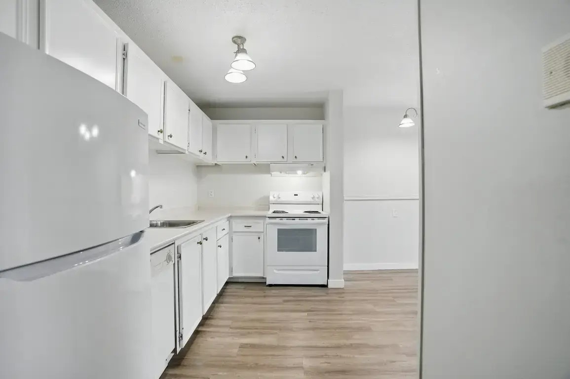 201-403 Pendygrasse Road, Saskatoon, SK, S7M 5C1 - 5