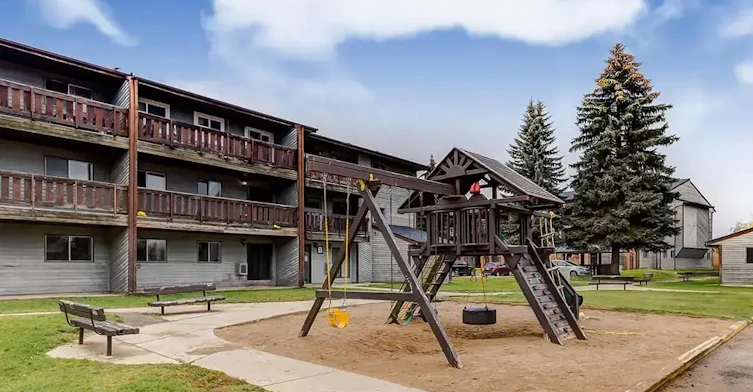 201-403 Pendygrasse Road, Saskatoon, SK, S7M 5C1 - 4