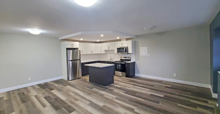 605-375 Scott Street, St. Catharines, ON, L2M 3W3