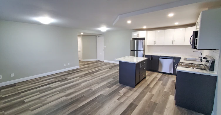 605-375 Scott Street, St. Catharines, ON, L2M 3W3 - 2