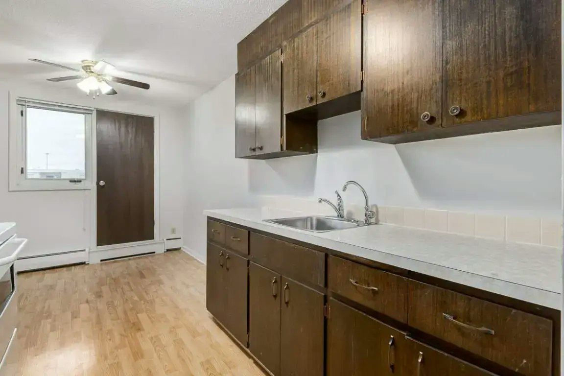 1-85 Froom Crescent, Regina, SK, S4N 1S7 - 5