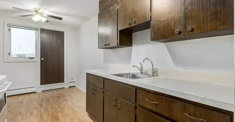 1-85 Froom Crescent, Regina, SK, S4N 1S7 - 5