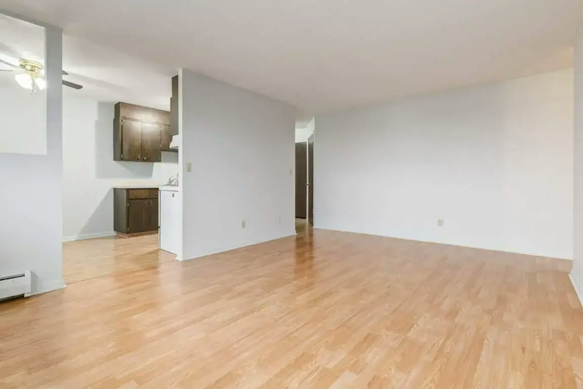 1-85 Froom Crescent, Regina, SK, S4N 1S7 - 2