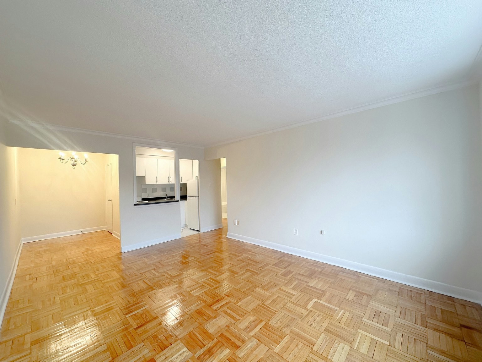 212-56 Ranleigh Avenue, Toronto, ON, M4N 1X1 - 4