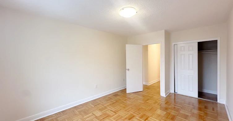 103-56 Ranleigh Avenue, Toronto, ON, M4N 1X1 - 3