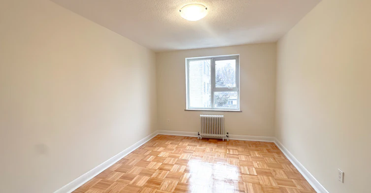 103-56 Ranleigh Avenue, Toronto, ON, M4N 1X1 - 4