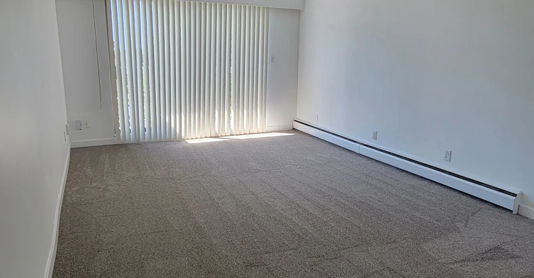107-3055 North Road, Burnaby, BC, V3J 1R7 - 11