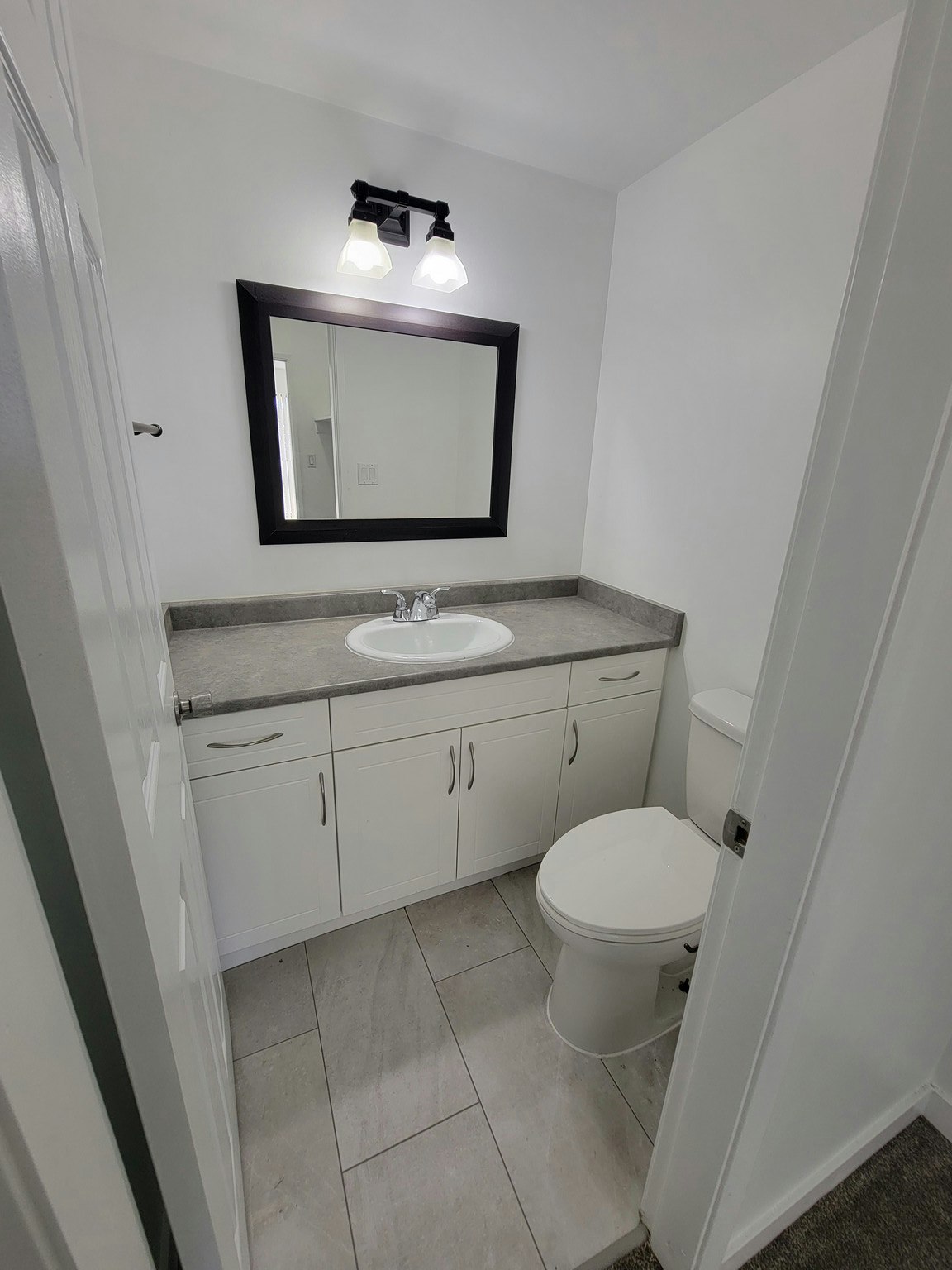 107-3055 North Road, Burnaby, BC, V3J 1R7 - 8