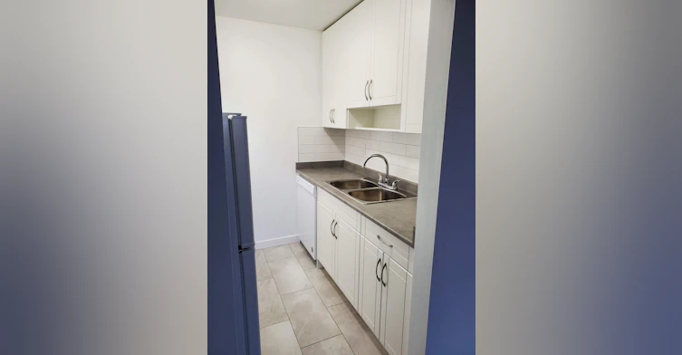 314-1033 4th Avenue, New Westminster, BC, V3M 1T3 - 2