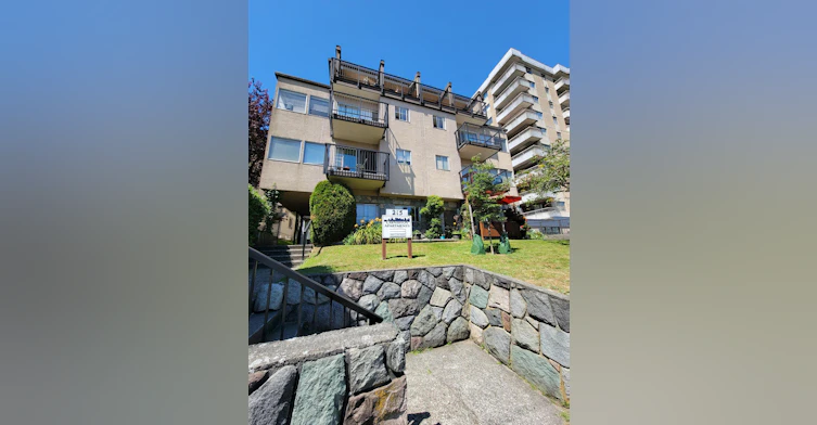 204-215 Carnarvon Street, New Westminster, BC, V3L 1B7