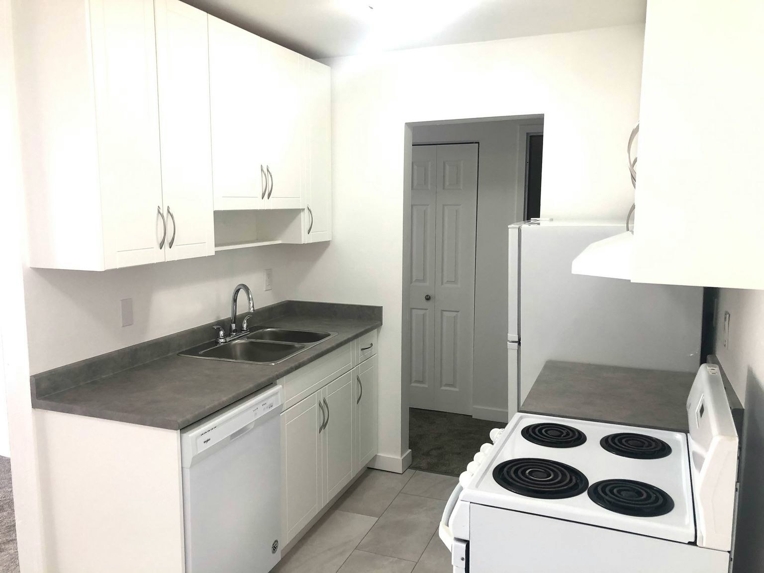 102-274 West 2nd Street, North Vancouver, BC, V7M 1C8 - 2