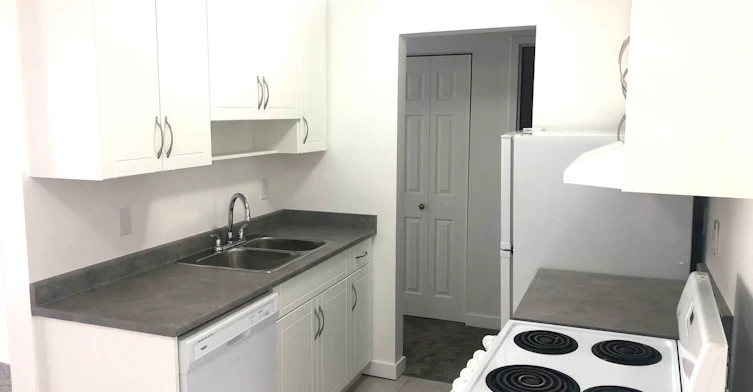 102-274 West 2nd Street, North Vancouver, BC, V7M 1C8 - 2